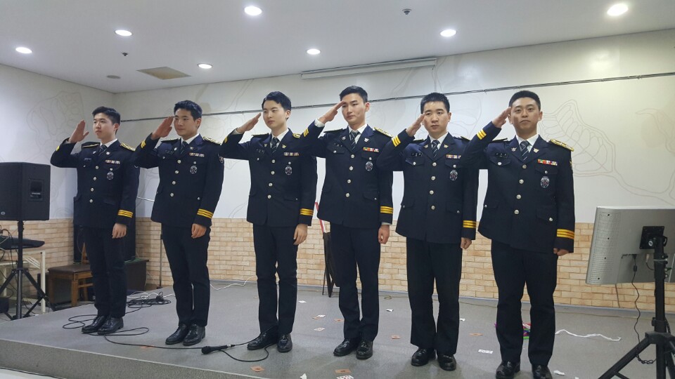 12월 26일 부산 경찰 홍보단의 공연